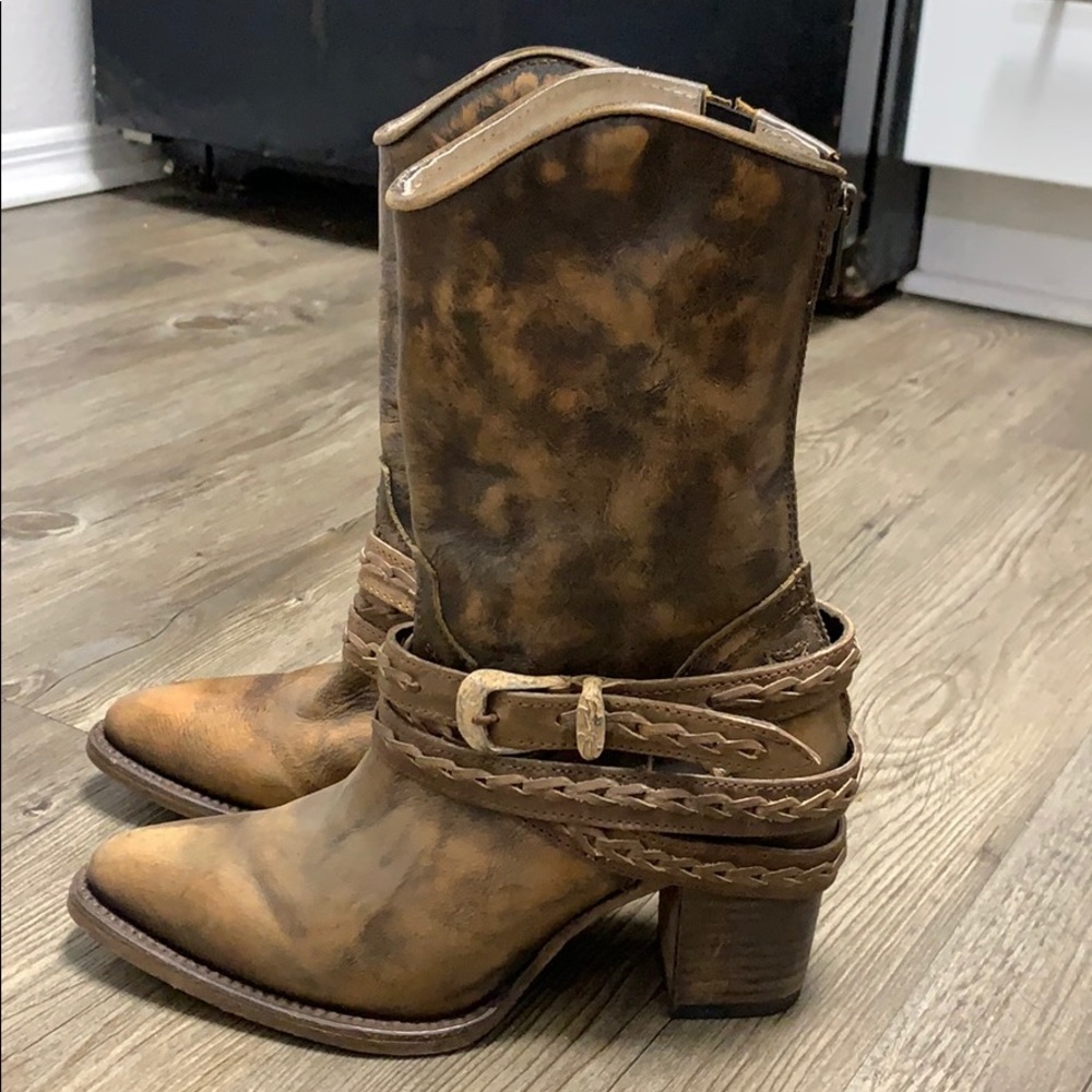 Freebird by Steven cowboy boots